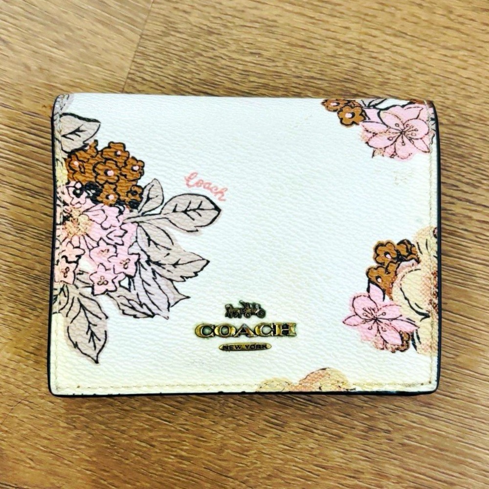 Coach Vintage Bifold Wallet Floral Print Ivory Pink Brown M1992 89309
